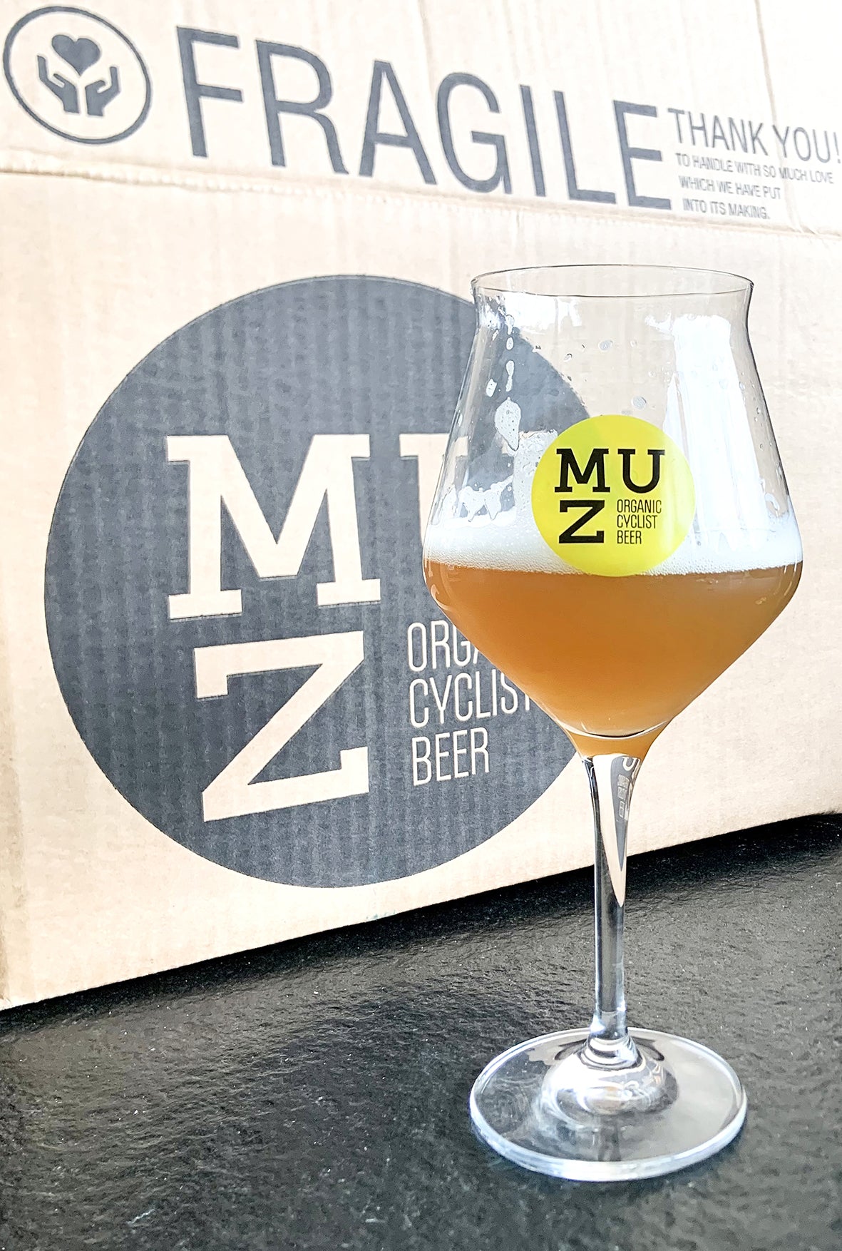 MU-Z l'originale - PACK 9 BOUTEILLES (33cl) + 2 VERRES GRATUITS.